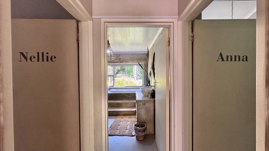 5 Bedroom Property for Sale in Caledon Western Cape